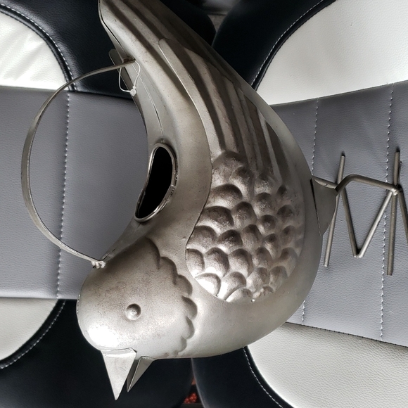 Sonoma Other - Metal watering can